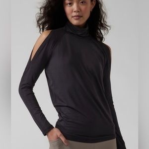 Athleta cold shoulder turtleneck. XL